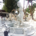 Fuente de mármol de la estatua del agua que vierte de la mujer